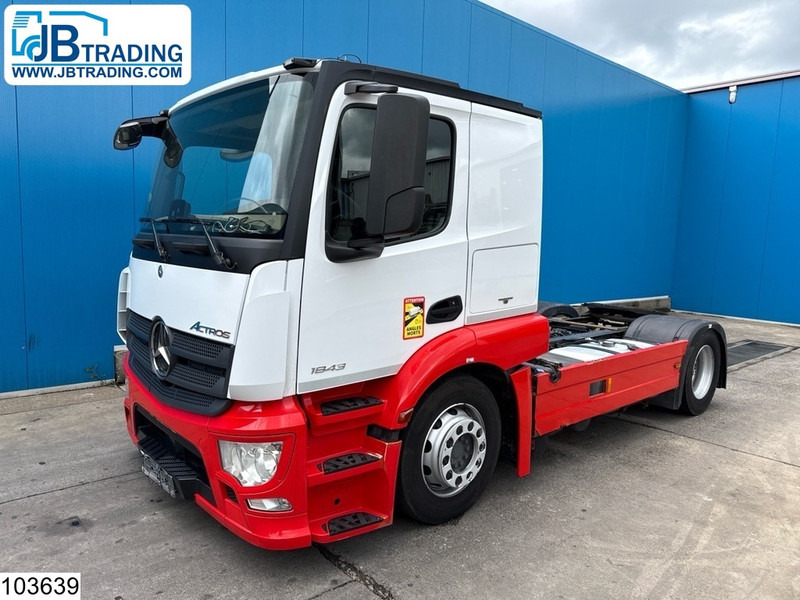 Mercedes-Benz Actros 1843 EURO 6, Retarder, PTO, LOHR, Standairco - Vilcējs: foto 1 Mercedes-Benz Actros 1843 EURO 6, Retarder, PTO, LOHR, Standairco - Vilcējs: foto 1