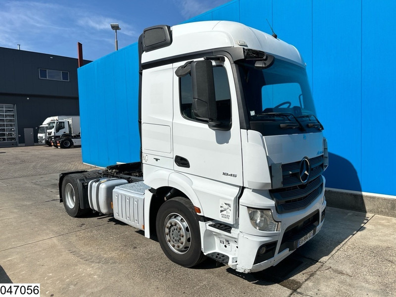 Mercedes-Benz Actros 1845 EURO 6 - Vilcējs: foto 3 Mercedes-Benz Actros 1845 EURO 6 - Vilcējs: foto 3
