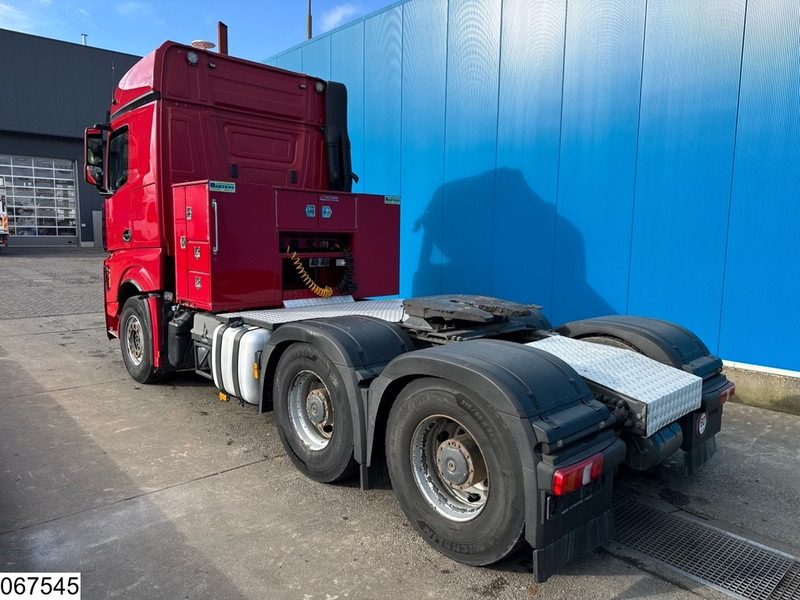 Mercedes-Benz Actros 3363 6X4, EURO 6, Retarder - Vilcējs: foto 4 Mercedes-Benz Actros 3363 6X4, EURO 6, Retarder - Vilcējs: foto 4