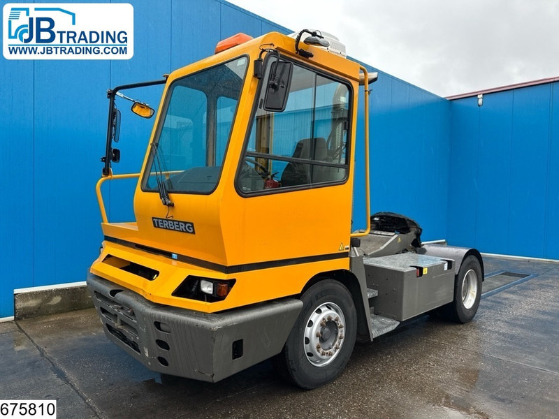Terberg YT 182 Terminal tractor, 22.079 Operating hours - Vilcējs: foto 1 Terberg YT 182 Terminal tractor, 22.079 Operating hours - Vilcējs: foto 1