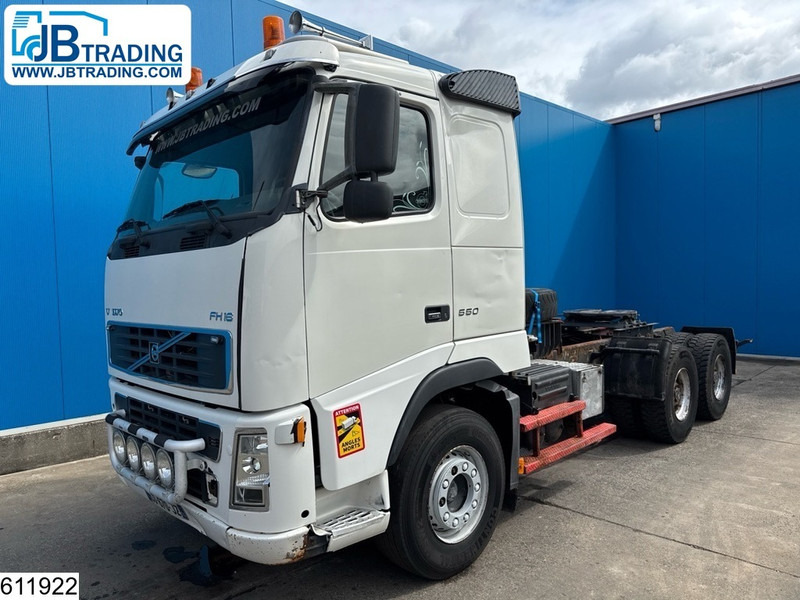 Volvo FH16 550 6x4, EURO 3, Manual, Retarder - Vilcējs: foto 1 Volvo FH16 550 6x4, EURO 3, Manual, Retarder - Vilcējs: foto 1