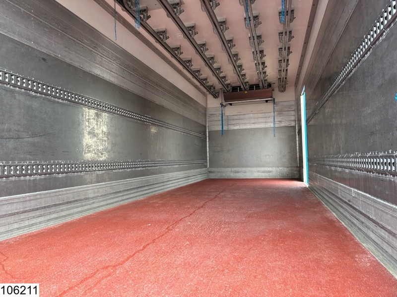 Kravas automašīna refrižerators Volvo FL 250 EURO 6, Carrier, Meat hanging rails: foto 12