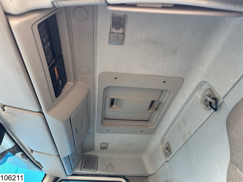 Kravas automašīna refrižerators Volvo FL 250 EURO 6, Carrier, Meat hanging rails: foto 9