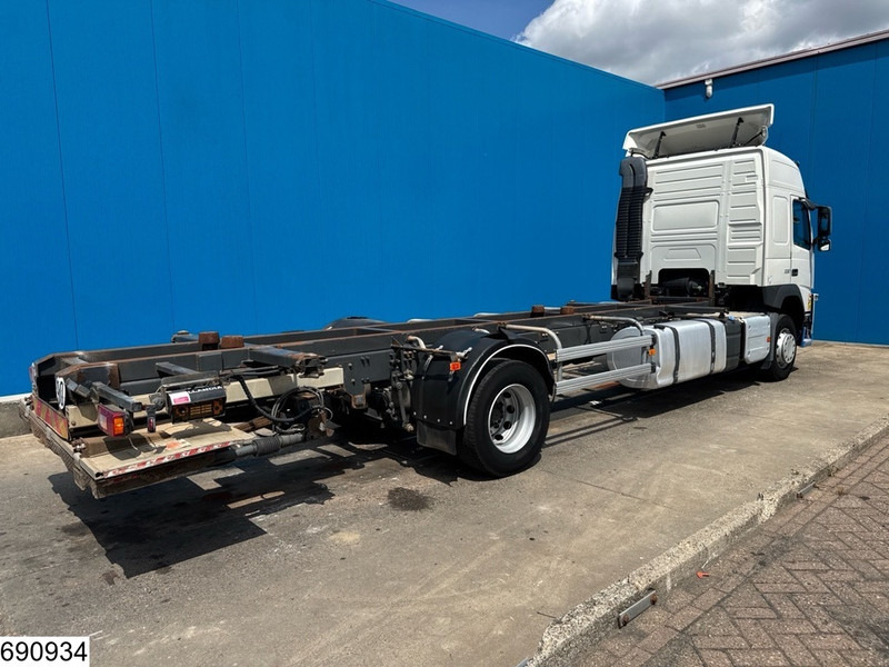 Volvo FM 330 EURO 6, BDF - Konteineru vedējs/ Kravas automašīna ar noņemamā virsbūve: foto 2 Volvo FM 330 EURO 6, BDF - Konteineru vedējs/ Kravas automašīna ar noņemamā virsbūve: foto 2