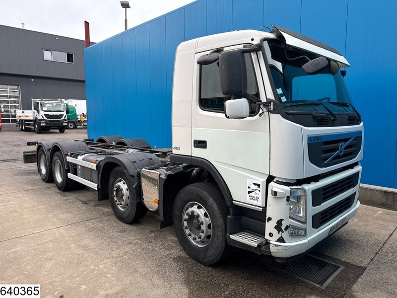 Volvo FM 410 8x4, EURO 5, PTO - Šasija kravas automašīna: foto 3 Volvo FM 410 8x4, EURO 5, PTO - Šasija kravas automašīna: foto 3