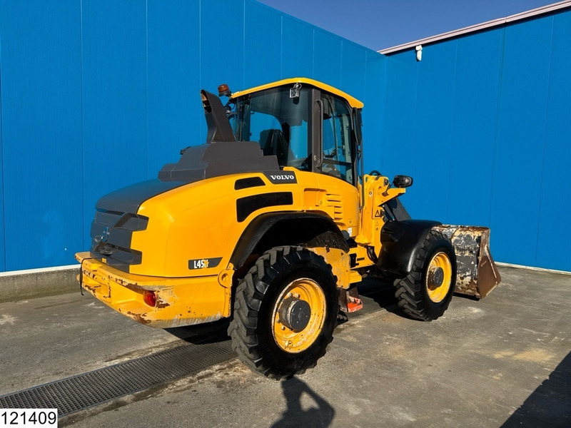 Volvo L45h 8670KG, 4750MM lifting height, 75KW - Riteņu iekrāvējs: foto 3 Volvo L45h 8670KG, 4750MM lifting height, 75KW - Riteņu iekrāvējs: foto 3