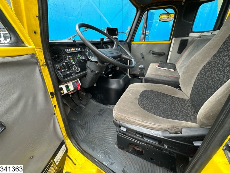 Volvo N 10 Wrecker, Steel suspension - Kravas auto ar manipulatoru: foto 5 Volvo N 10 Wrecker, Steel suspension - Kravas auto ar manipulatoru: foto 5