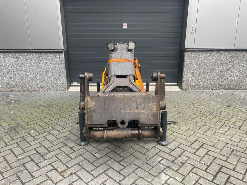 Ahlmann AS900-23115595-Lifting framework/Schaufelarm/Giek - Strēle - Celtniecības tehnika: foto 4 Ahlmann AS900-23115595-Lifting framework/Schaufelarm/Giek - Strēle - Celtniecības tehnika: foto 4