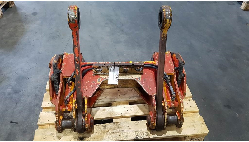 Ahlmann AZ 12 - Quick coupler/Schnellwechsler/Snelwissel - Ātrā sakabe: foto 1 Ahlmann AZ 12 - Quick coupler/Schnellwechsler/Snelwissel - Ātrā sakabe: foto 1