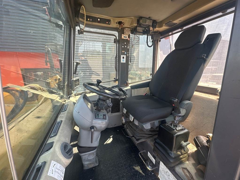 Riteņu iekrāvējs Ahlmann AZ 210: foto 8
