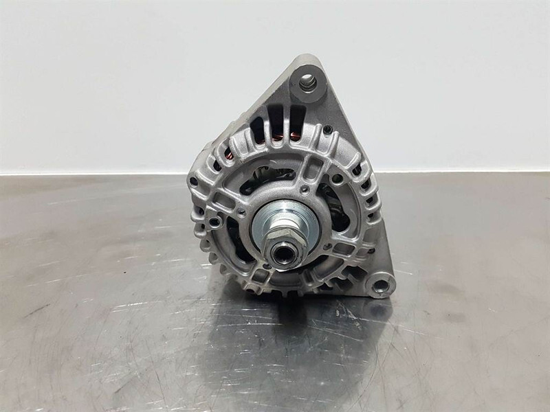 Ahlmann AZ150-28V 55A-Alternator/Lichtmaschine/Dynamo - Dzinējs - Celtniecības tehnika: foto 2 Ahlmann AZ150-28V 55A-Alternator/Lichtmaschine/Dynamo - Dzinējs - Celtniecības tehnika: foto 2