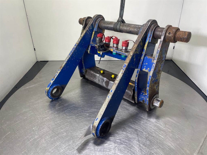 Ahlmann AZ150-Quick coupler/Schnellwechsler/Snelwissel - Ātrā sakabe - Celtniecības tehnika: foto 3 Ahlmann AZ150-Quick coupler/Schnellwechsler/Snelwissel - Ātrā sakabe - Celtniecības tehnika: foto 3