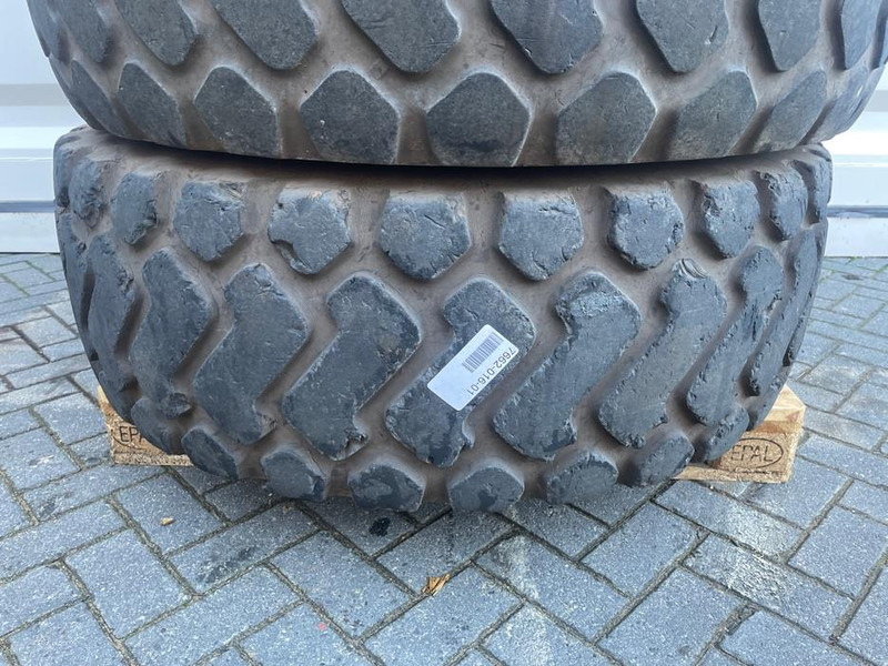 Ahlmann -Michelin 17.5R25-Tire/Reifen/Band - Riepas un diski - Celtniecības tehnika: foto 2 Ahlmann -Michelin 17.5R25-Tire/Reifen/Band - Riepas un diski - Celtniecības tehnika: foto 2