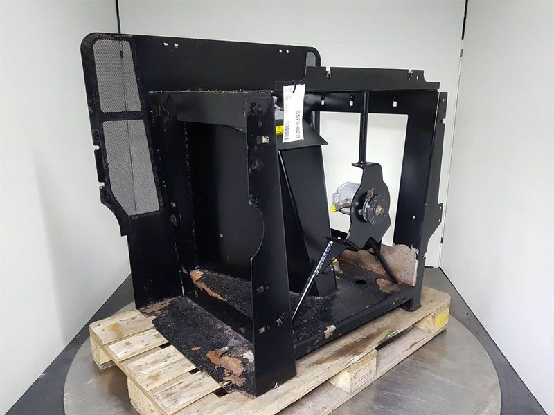 Case 621D-84528083-Tank/Behälter/Reservoir - Hidraulika - Celtniecības tehnika: foto 2 Case 621D-84528083-Tank/Behälter/Reservoir - Hidraulika - Celtniecības tehnika: foto 2