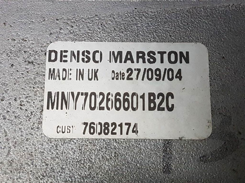 Case 621D-Denso MNY70266601B2C-Airco condenser/koeler - Rāmis/ Šasija - Celtniecības tehnika: foto 4 Case 621D-Denso MNY70266601B2C-Airco condenser/koeler - Rāmis/ Šasija - Celtniecības tehnika: foto 4