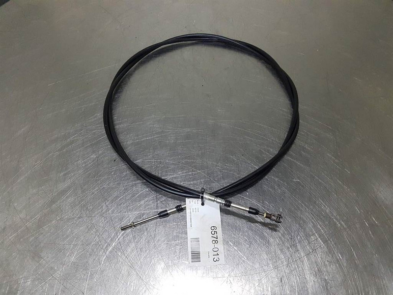 Case 621D - Throttle cable/Gaszug/Gaskabel - Rāmis/ Šasija - Celtniecības tehnika: foto 1 Case 621D - Throttle cable/Gaszug/Gaskabel - Rāmis/ Šasija - Celtniecības tehnika: foto 1