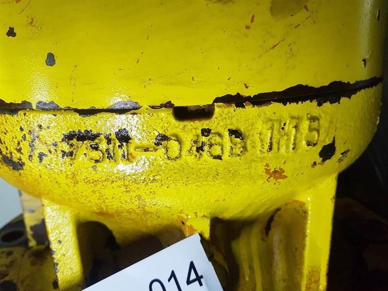 Case -Komatsu 7511-046B-Swing motor/Schwenk-/Zwenkmotor - Hidraulika - Celtniecības tehnika: foto 5 Case -Komatsu 7511-046B-Swing motor/Schwenk-/Zwenkmotor - Hidraulika - Celtniecības tehnika: foto 5