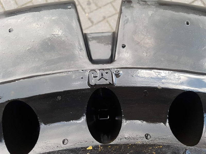 Cat 910/914 - 447-1131 - Tyre/Reifen/Band - Riepas un diski - Celtniecības tehnika: foto 5 Cat 910/914 - 447-1131 - Tyre/Reifen/Band - Riepas un diski - Celtniecības tehnika: foto 5