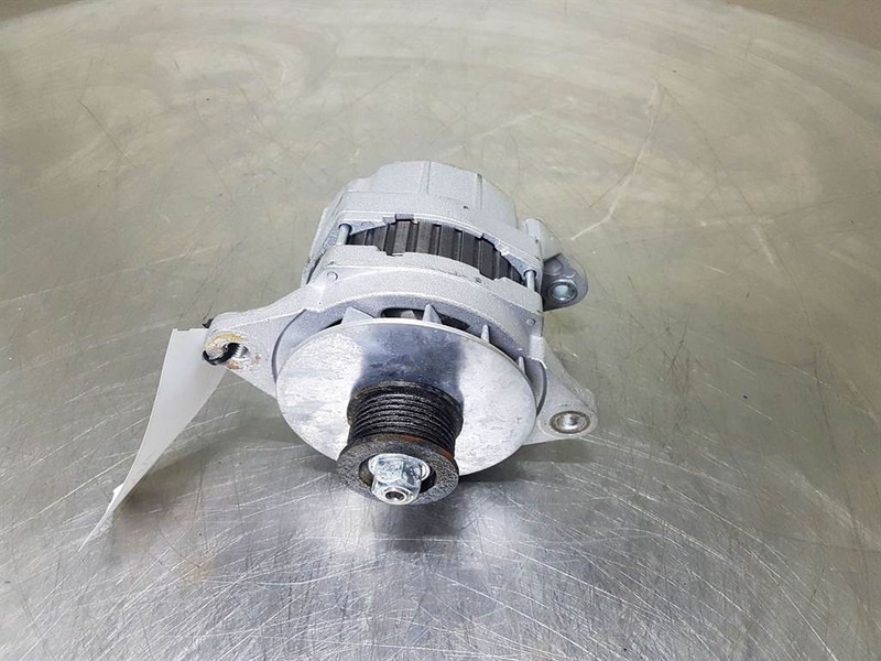 Cummins QSB5.9C-24V 70A-Alternator/Lichtmaschine/Dynamo - Dzinējs - Celtniecības tehnika: foto 3 Cummins QSB5.9C-24V 70A-Alternator/Lichtmaschine/Dynamo - Dzinējs - Celtniecības tehnika: foto 3