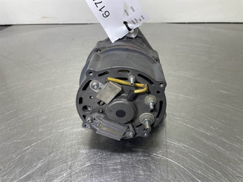Deutz 01183630-14V 95A-Alternator/Lichtmaschine/Dynamo - Dzinējs - Celtniecības tehnika: foto 3 Deutz 01183630-14V 95A-Alternator/Lichtmaschine/Dynamo - Dzinējs - Celtniecības tehnika: foto 3