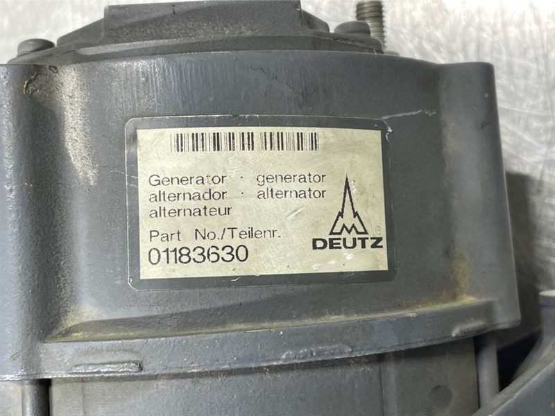 Deutz 01183630-14V 95A-Alternator/Lichtmaschine/Dynamo - Dzinējs - Celtniecības tehnika: foto 4 Deutz 01183630-14V 95A-Alternator/Lichtmaschine/Dynamo - Dzinējs - Celtniecības tehnika: foto 4