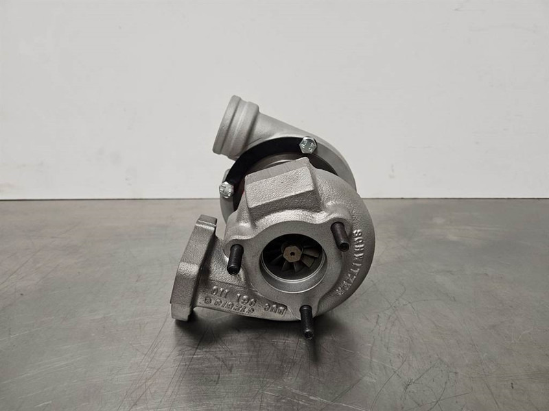 Deutz BF4L1011 - Turbocharger/Turbolader/Turbo - Dzinējs - Celtniecības tehnika: foto 3 Deutz BF4L1011 - Turbocharger/Turbolader/Turbo - Dzinējs - Celtniecības tehnika: foto 3