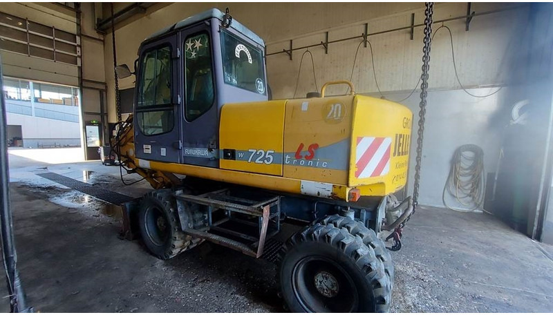 Furukawa W 725 LS (For parts) - Riteņu ekskavators: foto 3 Furukawa W 725 LS (For parts) - Riteņu ekskavators: foto 3