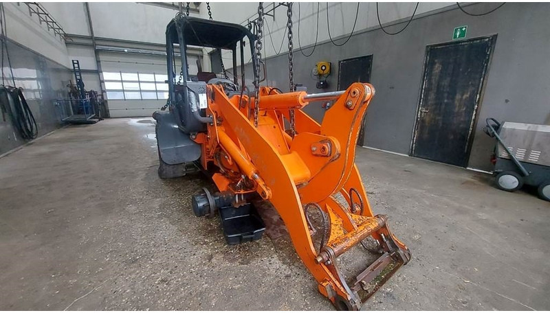 Hitachi ZW 95 LSD - (For parts) - Riteņu iekrāvējs: foto 3 Hitachi ZW 95 LSD - (For parts) - Riteņu iekrāvējs: foto 3