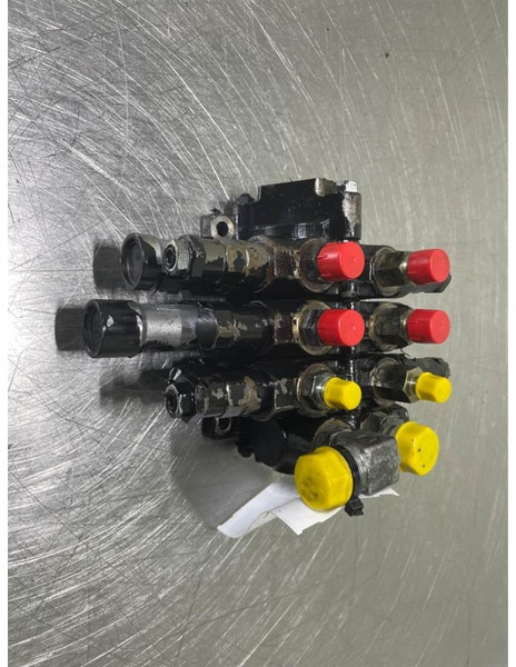 Hitachi ZW95LSD-KYB 00030-30141-Valve/Ventile/Ventiel - Hidraulika - Celtniecības tehnika: foto 4 Hitachi ZW95LSD-KYB 00030-30141-Valve/Ventile/Ventiel - Hidraulika - Celtniecības tehnika: foto 4