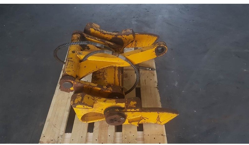 JCB 409 - Quick coupler/Schnellwechsler/Snelwissel - Ātrā sakabe: foto 5 JCB 409 - Quick coupler/Schnellwechsler/Snelwissel - Ātrā sakabe: foto 5