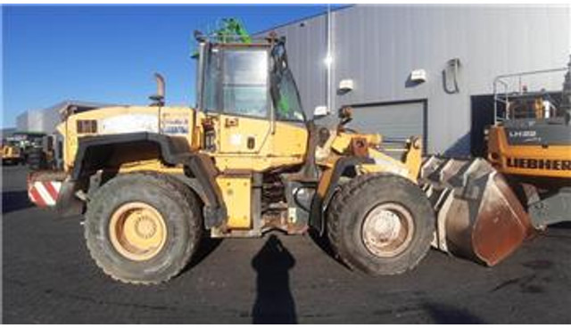 Komatsu WA 320 - 5H (For parts) - Riteņu iekrāvējs: foto 1 Komatsu WA 320 - 5H (For parts) - Riteņu iekrāvējs: foto 1