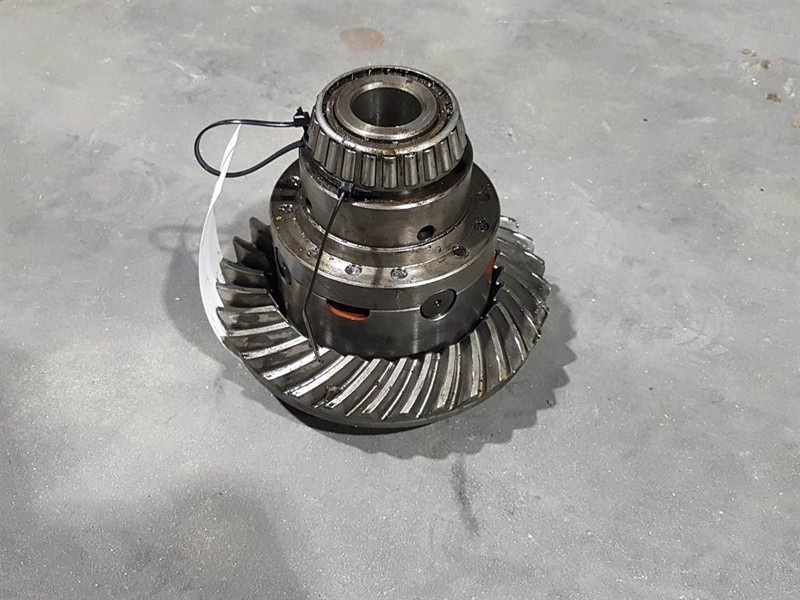 Kramer 880-Carraro 26.28M-641865/150157-Differential - Asis un rezerves daļas - Celtniecības tehnika: foto 1 Kramer 880-Carraro 26.28M-641865/150157-Differential - Asis un rezerves daļas - Celtniecības tehnika: foto 1