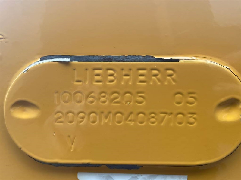 Rāmis/ Šasija - Celtniecības tehnika Liebherr A934C-10068205-Fuel tank/Kraftstofftank: foto 8 Rāmis/ Šasija - Celtniecības tehnika Liebherr A934C-10068205-Fuel tank/Kraftstofftank: foto 8