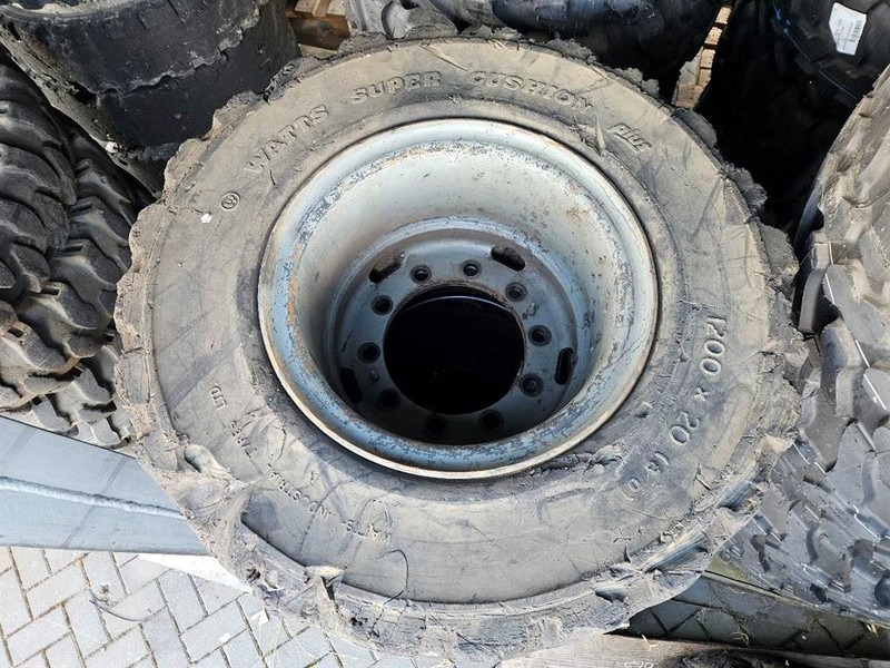 Liebherr A934C-12.00-20-Tire/Reifen/Band - Riepas un diski - Celtniecības tehnika: foto 4 Liebherr A934C-12.00-20-Tire/Reifen/Band - Riepas un diski - Celtniecības tehnika: foto 4