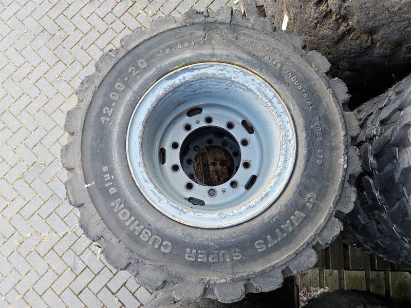 Liebherr A934C-12.00-20-Tire/Reifen/Band - Riepas un diski - Celtniecības tehnika: foto 3 Liebherr A934C-12.00-20-Tire/Reifen/Band - Riepas un diski - Celtniecības tehnika: foto 3