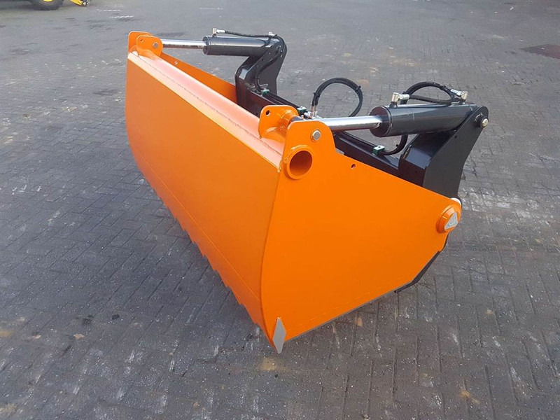 MAMMUT SC195M - Silage cutter/Silageschneider/Kuilhapper - Lopbarības sagatavošanas tehnika: foto 1 MAMMUT SC195M - Silage cutter/Silageschneider/Kuilhapper - Lopbarības sagatavošanas tehnika: foto 1