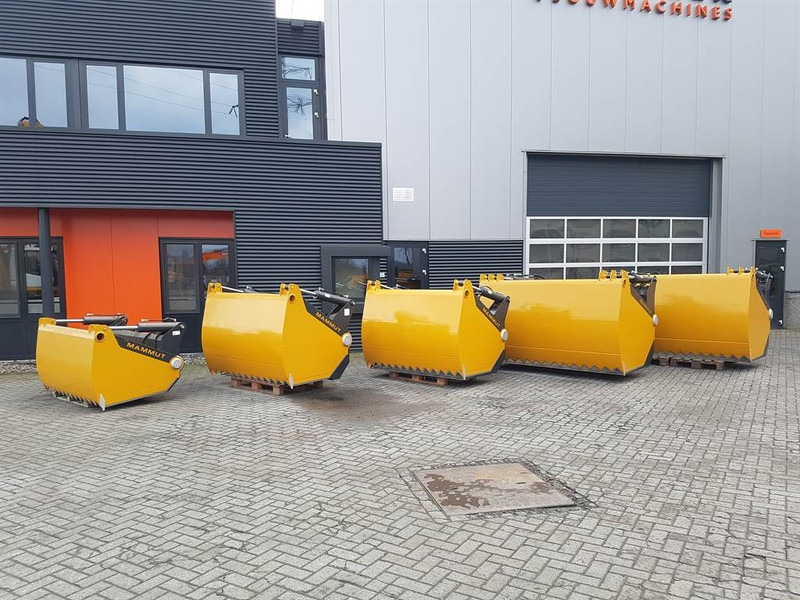 Jaunā Lopbarības sagatavošanas tehnika MAMMUT - Silage blockcutter/Silageschneider/Kuilhapper: foto 9