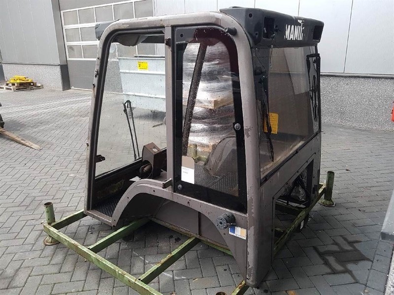 Manitou MLA627 - Cabin/Kabine/Cabine - Kabīne un interjers - Celtniecības tehnika: foto 5 Manitou MLA627 - Cabin/Kabine/Cabine - Kabīne un interjers - Celtniecības tehnika: foto 5