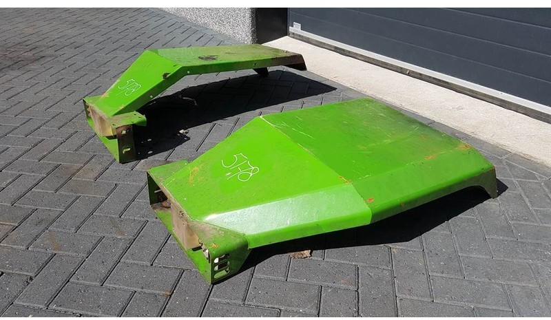 Manitou MT 1237 - Fender/Kotflügel/Spatbord - Spārns - Celtniecības tehnika: foto 3 Manitou MT 1237 - Fender/Kotflügel/Spatbord - Spārns - Celtniecības tehnika: foto 3