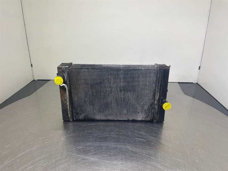 Manitou MT523 - Oil cooler/Ölkühler/Oliekoeler - Hidraulika - Celtniecības tehnika: foto 1 Manitou MT523 - Oil cooler/Ölkühler/Oliekoeler - Hidraulika - Celtniecības tehnika: foto 1