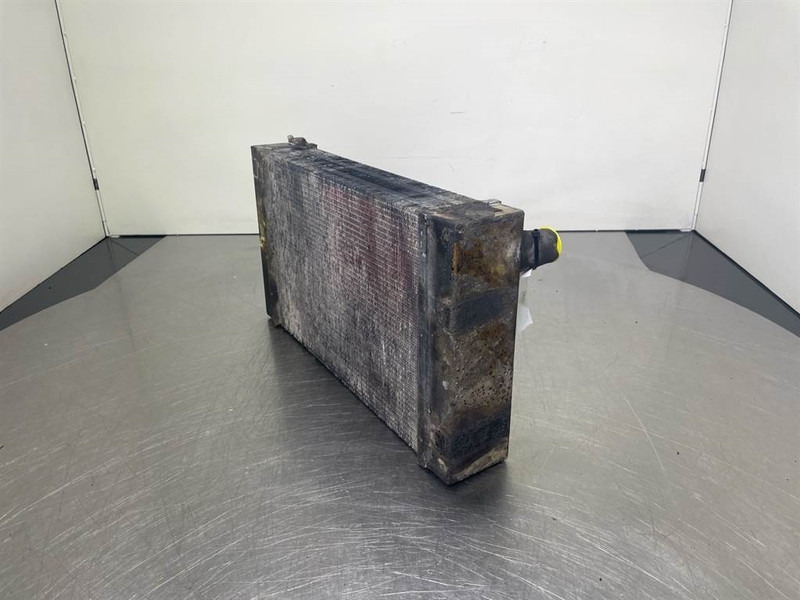 Manitou MT523 - Oil cooler/Ölkühler/Oliekoeler - Hidraulika - Celtniecības tehnika: foto 4 Manitou MT523 - Oil cooler/Ölkühler/Oliekoeler - Hidraulika - Celtniecības tehnika: foto 4