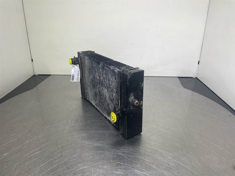 Manitou MT523 - Oil cooler/Ölkühler/Oliekoeler - Hidraulika - Celtniecības tehnika: foto 2 Manitou MT523 - Oil cooler/Ölkühler/Oliekoeler - Hidraulika - Celtniecības tehnika: foto 2