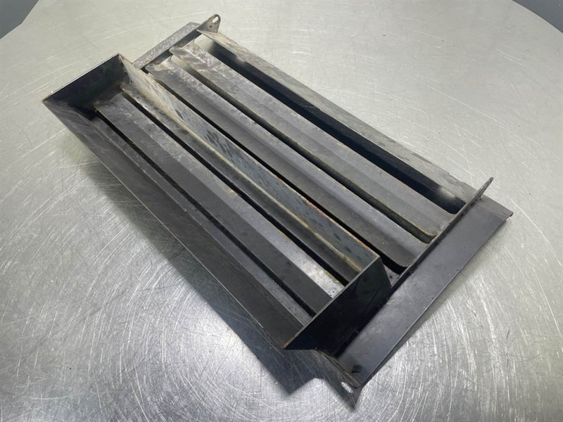 Mecalac 12MTX-3834455-Grate/Gitter/Rooster - Rāmis/ Šasija - Celtniecības tehnika: foto 4 Mecalac 12MTX-3834455-Grate/Gitter/Rooster - Rāmis/ Šasija - Celtniecības tehnika: foto 4