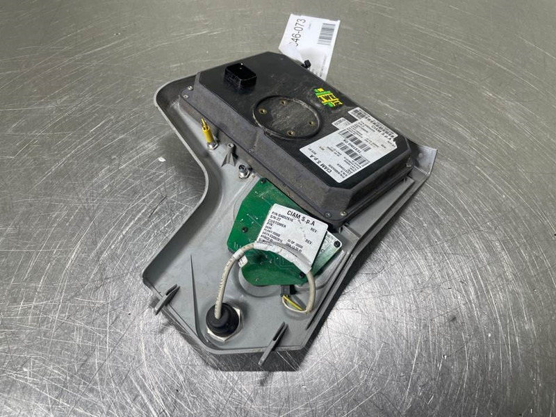 Mecalac 12MTX-6160134-Dashboard/Console/Konsole - Kabīne un interjers - Celtniecības tehnika: foto 3 Mecalac 12MTX-6160134-Dashboard/Console/Konsole - Kabīne un interjers - Celtniecības tehnika: foto 3