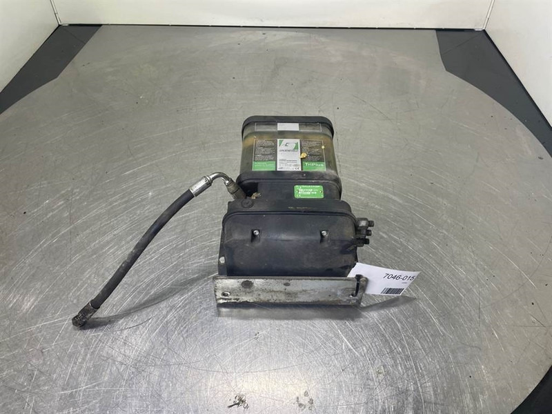 Mecalac 12MTX-F129083 12V-Lubricating system - Rāmis/ Šasija - Celtniecības tehnika: foto 1 Mecalac 12MTX-F129083 12V-Lubricating system - Rāmis/ Šasija - Celtniecības tehnika: foto 1