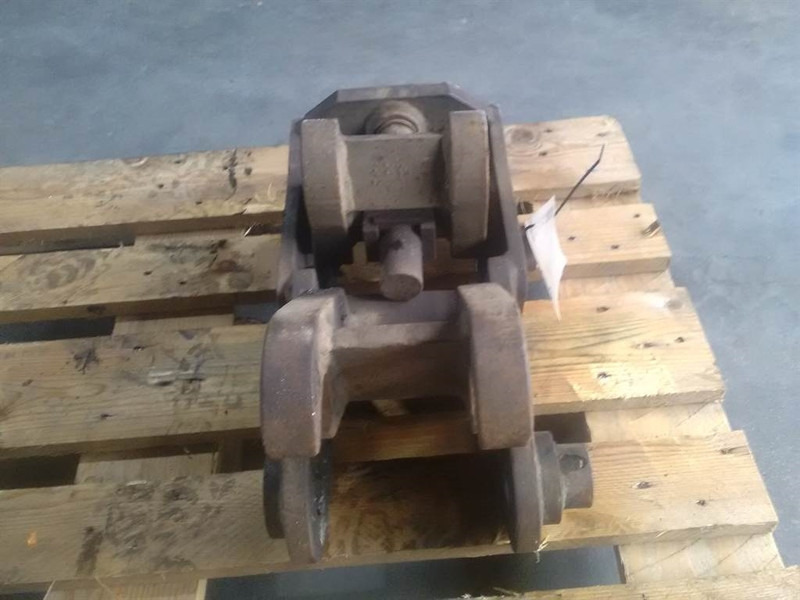 NADO Excomat NE 565 - Bobcat - Quick coupler - Ātrā sakabe: foto 2 NADO Excomat NE 565 - Bobcat - Quick coupler - Ātrā sakabe: foto 2