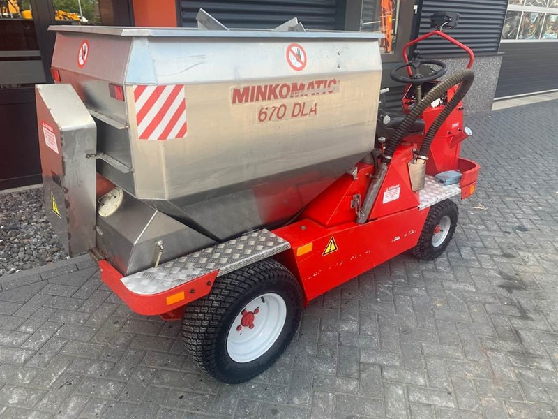 NORCAR MINKOMATIC 670 DLA - Fermu aprīkojums: foto 3 NORCAR MINKOMATIC 670 DLA - Fermu aprīkojums: foto 3