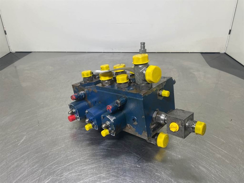 New Holland W110C-Rexroth M6-1213-00/3M6-Valve/Ventile - Hidraulika - Celtniecības tehnika: foto 2 New Holland W110C-Rexroth M6-1213-00/3M6-Valve/Ventile - Hidraulika - Celtniecības tehnika: foto 2