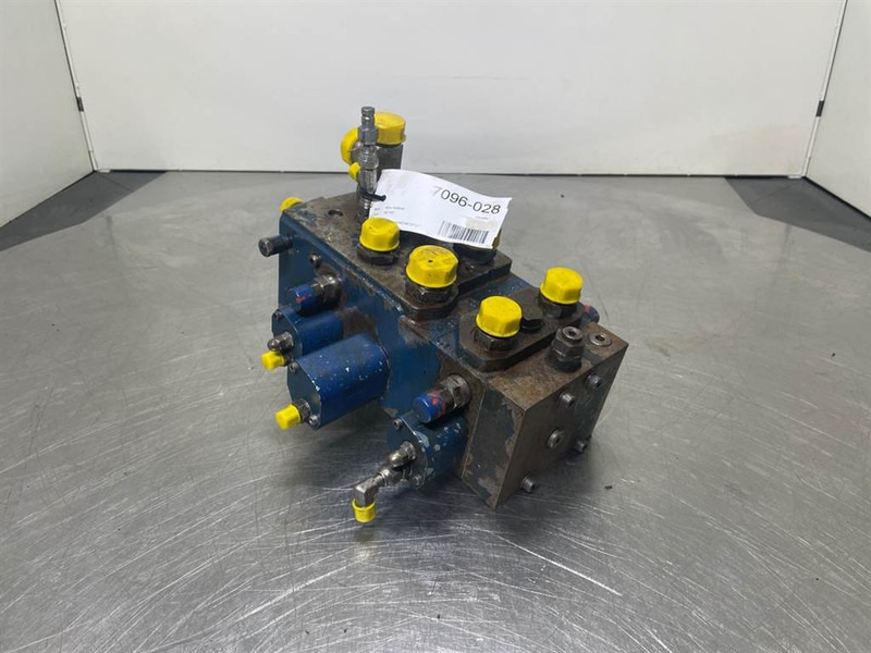 New Holland W110C-Rexroth M6-1213-00/3M6-Valve/Ventile - Hidraulika - Celtniecības tehnika: foto 3 New Holland W110C-Rexroth M6-1213-00/3M6-Valve/Ventile - Hidraulika - Celtniecības tehnika: foto 3