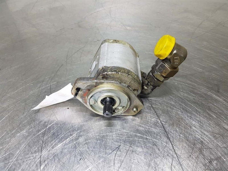 O & K L20I-Haldex W15A1-33-R-5-K-06-N-N-Gearpump - Hidraulika: foto 3 O & K L20I-Haldex W15A1-33-R-5-K-06-N-N-Gearpump - Hidraulika: foto 3